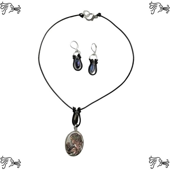 Carved Abalone Cameo Choker Necklace & Earrings Brown Hand knotted Leather - Picture 3 of 5